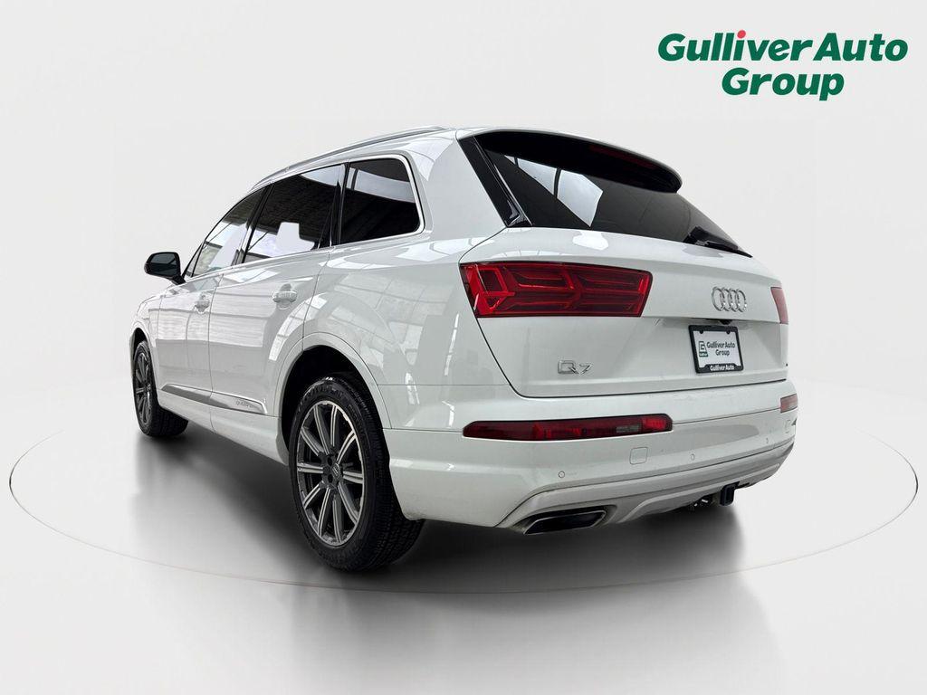 used 2019 Audi Q7 car, priced at $20,288