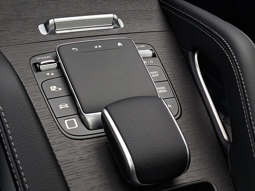 new 2026 Mercedes-Benz GLE 450 car, priced at $79,240