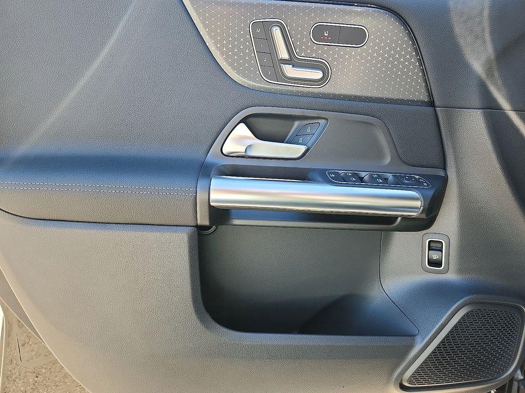 new 2026 Mercedes-Benz GLA 250 car, priced at $45,250