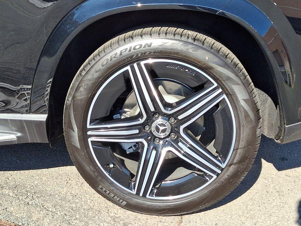 new 2026 Mercedes-Benz GLE 450 car, priced at $82,690
