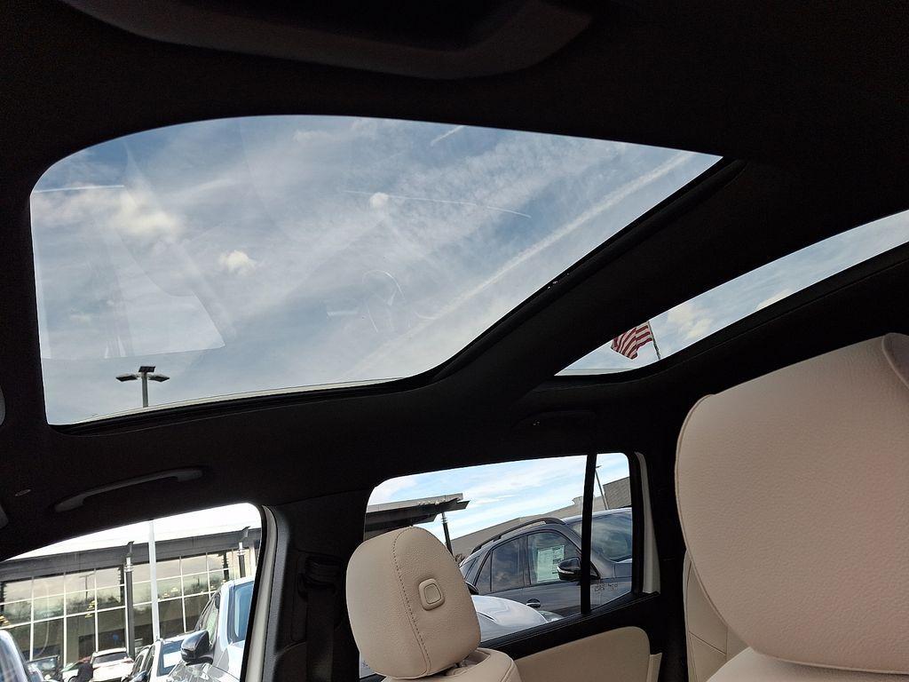 new 2026 Mercedes-Benz GLB 250 car, priced at $52,460