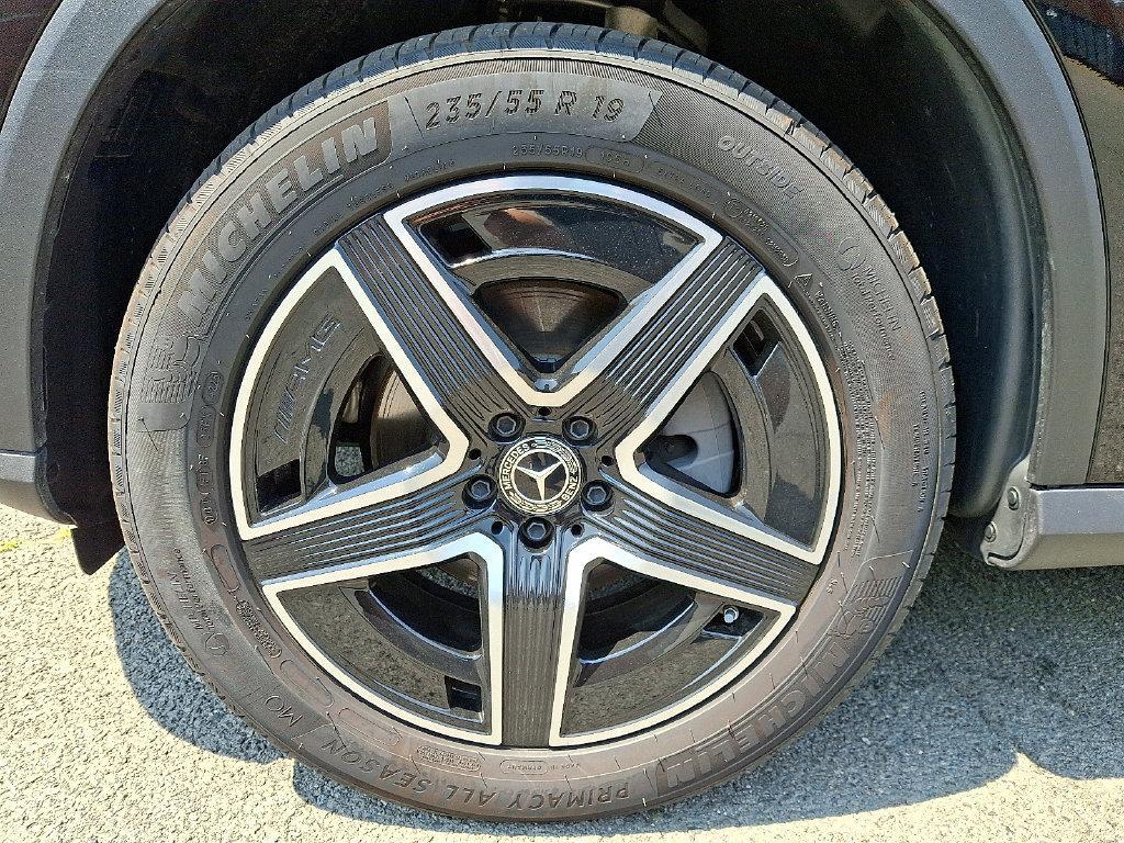 Mercedes-Benz GLC view 8