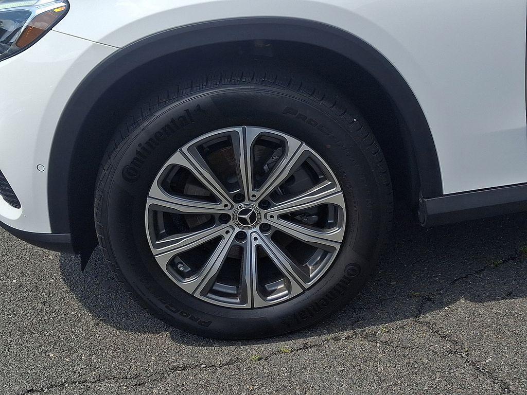 used 2026 Mercedes-Benz GLC 300 car, priced at $47,721