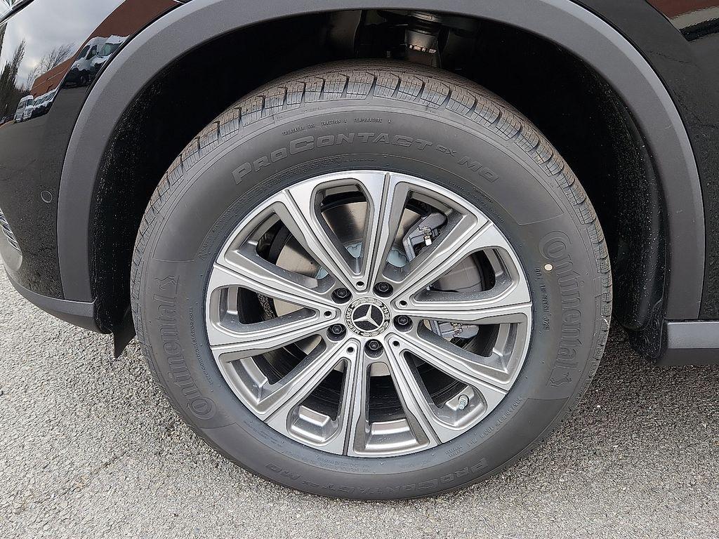 new 2026 Mercedes-Benz GLC 300 car, priced at $54,585