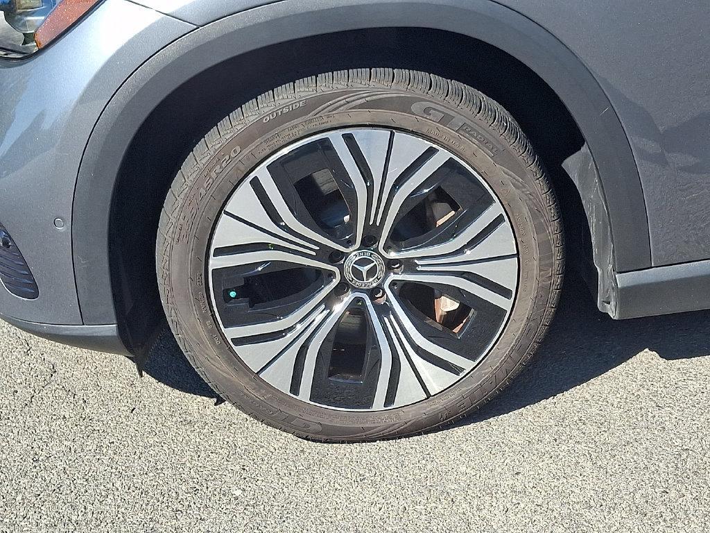 Mercedes-Benz EQE view 8