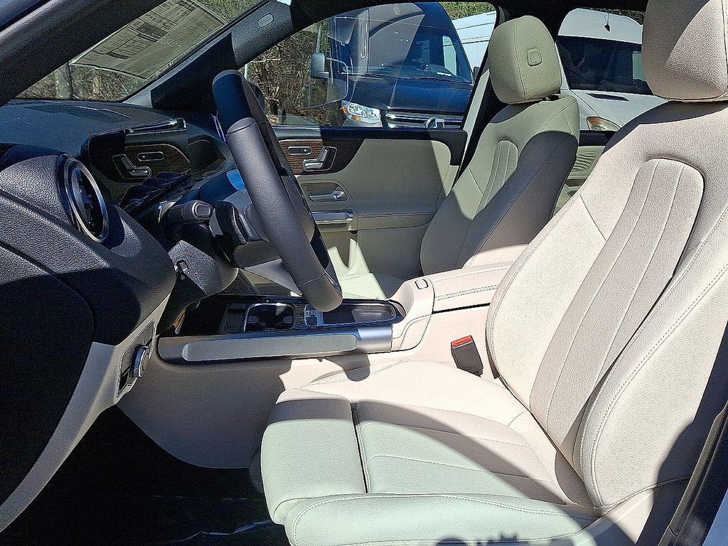 new 2026 Mercedes-Benz GLB 250 car, priced at $52,160