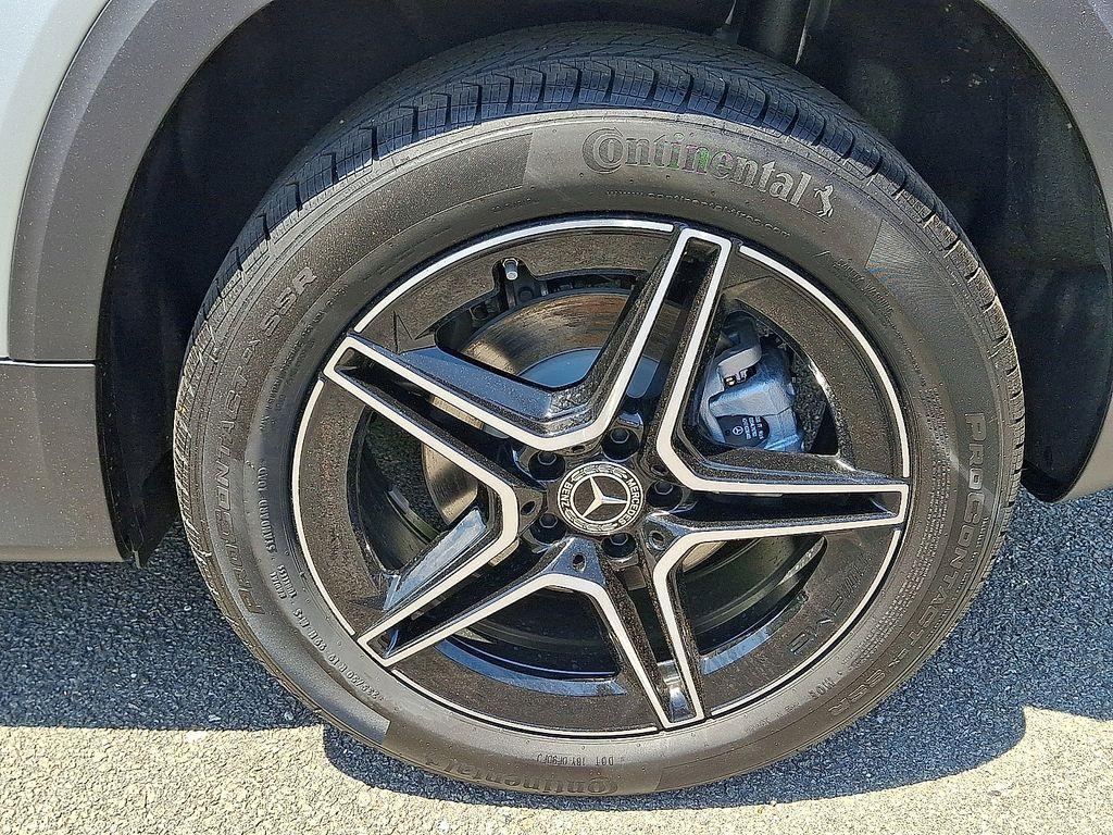 new 2026 Mercedes-Benz GLB 250 car, priced at $52,165