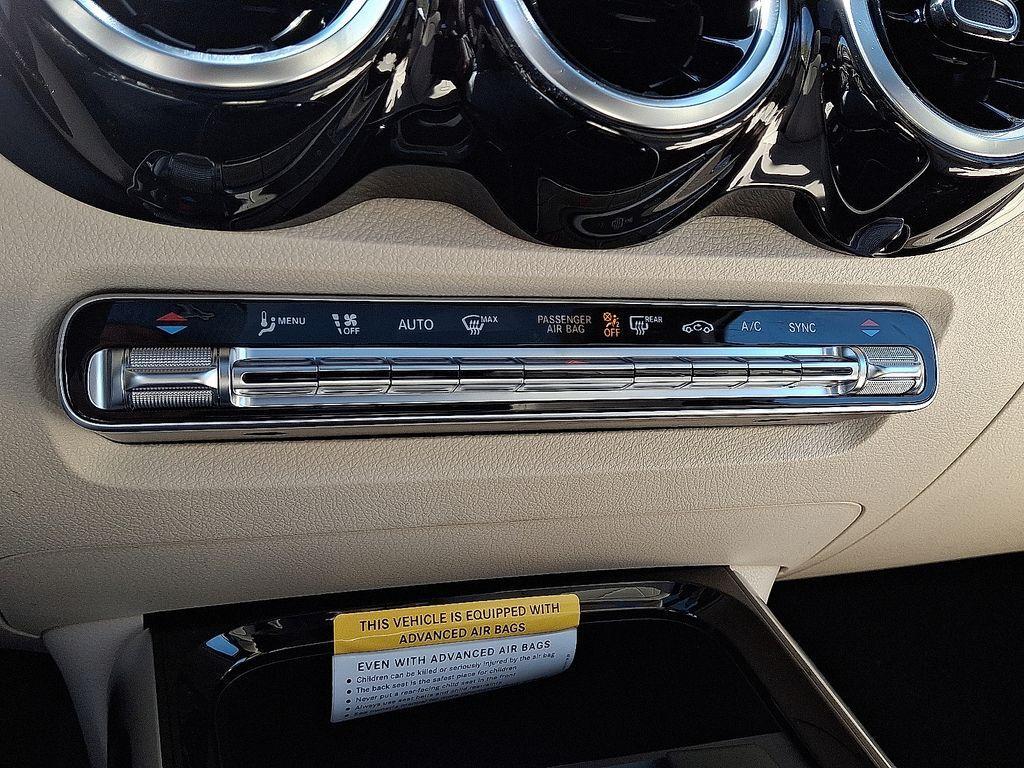 new 2026 Mercedes-Benz GLB 250 car, priced at $52,165