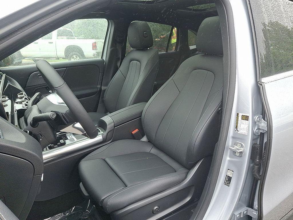 used 2026 Mercedes-Benz GLA 250 car, priced at $42,000