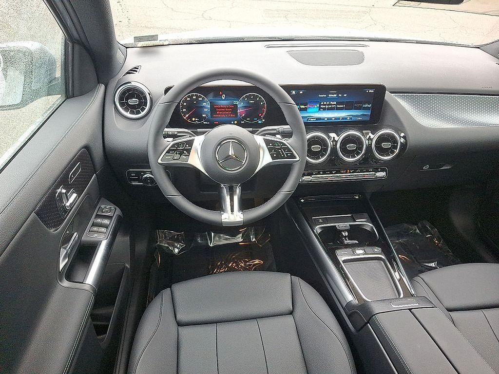 used 2026 Mercedes-Benz GLA 250 car, priced at $42,000