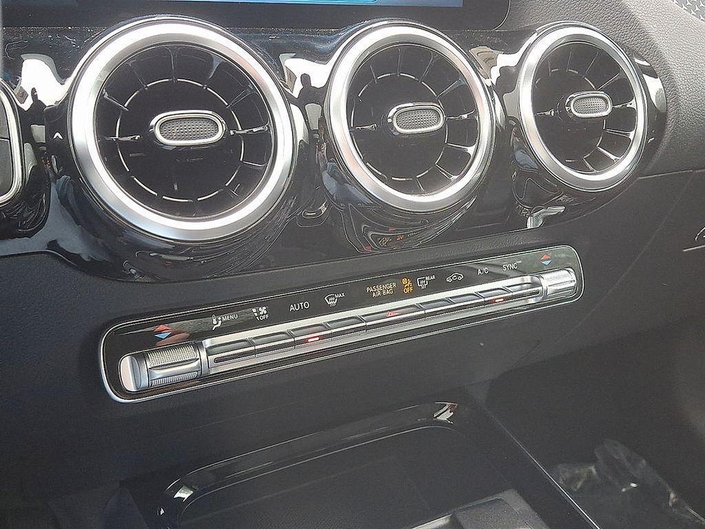 used 2026 Mercedes-Benz GLA 250 car, priced at $42,000