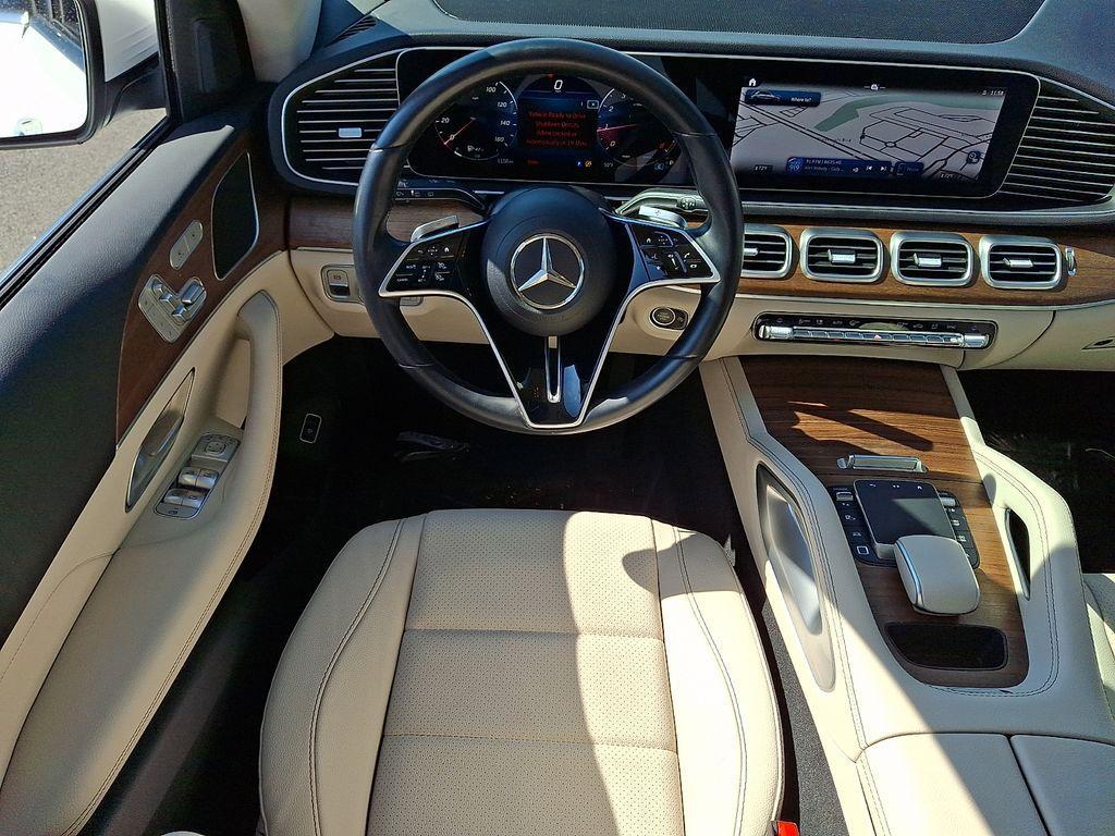 used 2025 Mercedes-Benz GLE 350 car, priced at $53,000