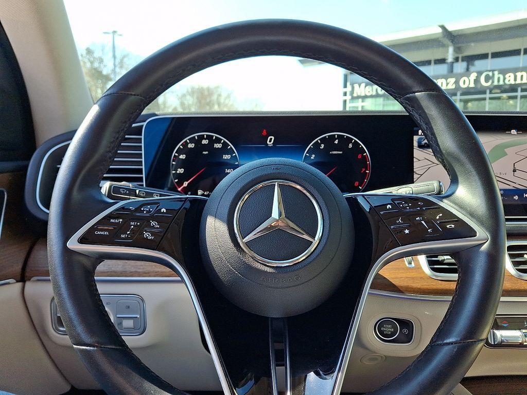 used 2025 Mercedes-Benz GLE 350 car, priced at $53,000