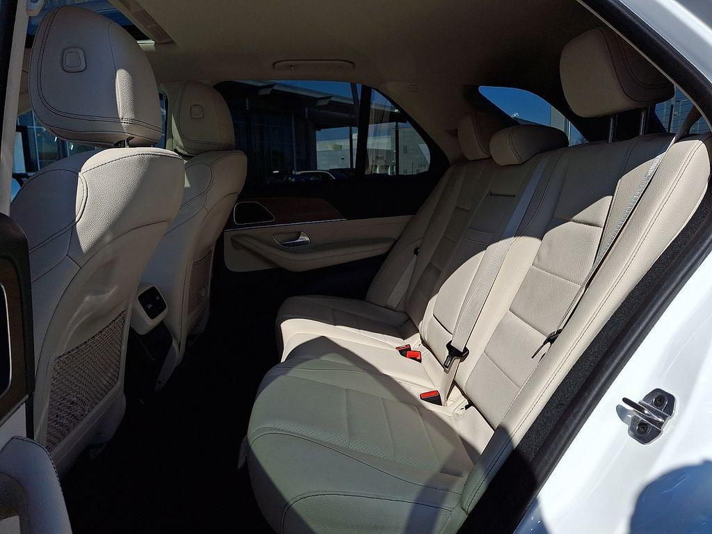 used 2025 Mercedes-Benz GLE 350 car, priced at $53,000
