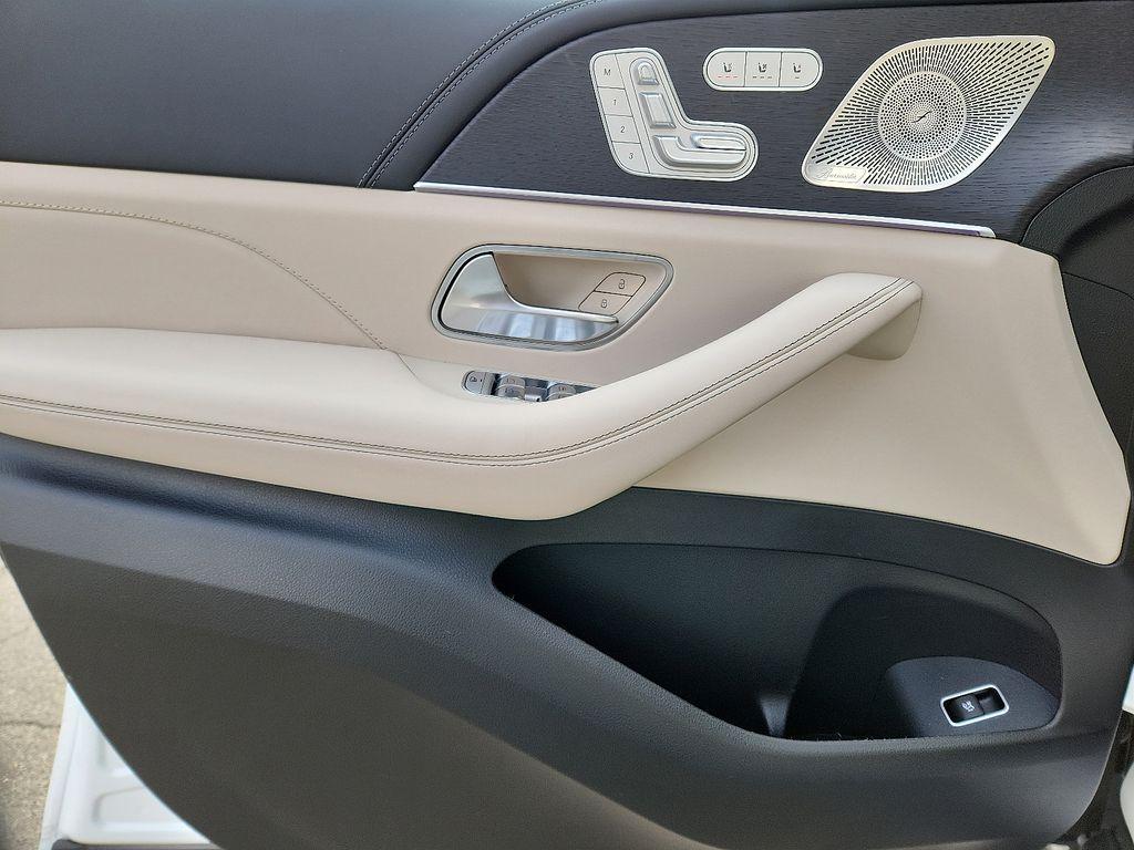 new 2026 Mercedes-Benz AMG GLE 63 car, priced at $138,005