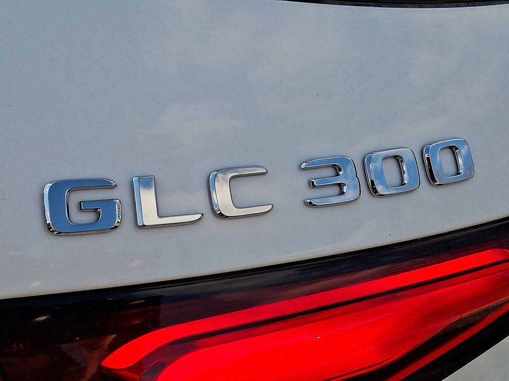 new 2026 Mercedes-Benz GLC 300 car, priced at $59,330