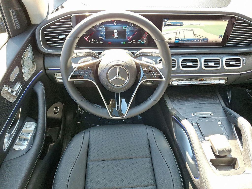 new 2026 Mercedes-Benz GLE 450 car, priced at $78,245