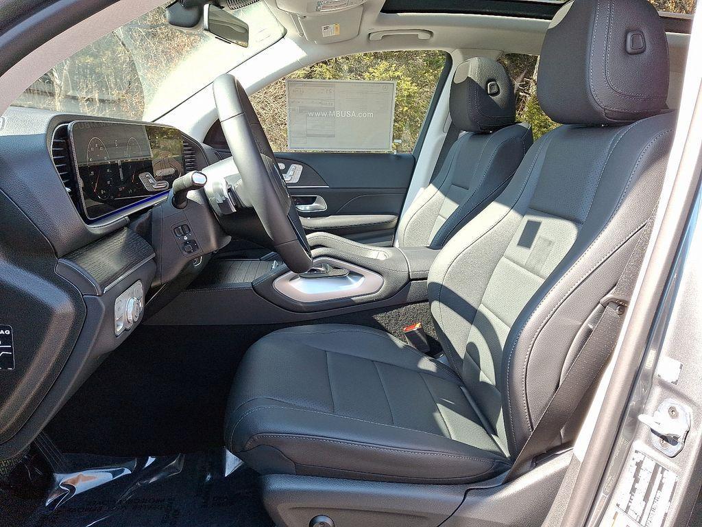 new 2026 Mercedes-Benz GLE 450 car, priced at $78,245