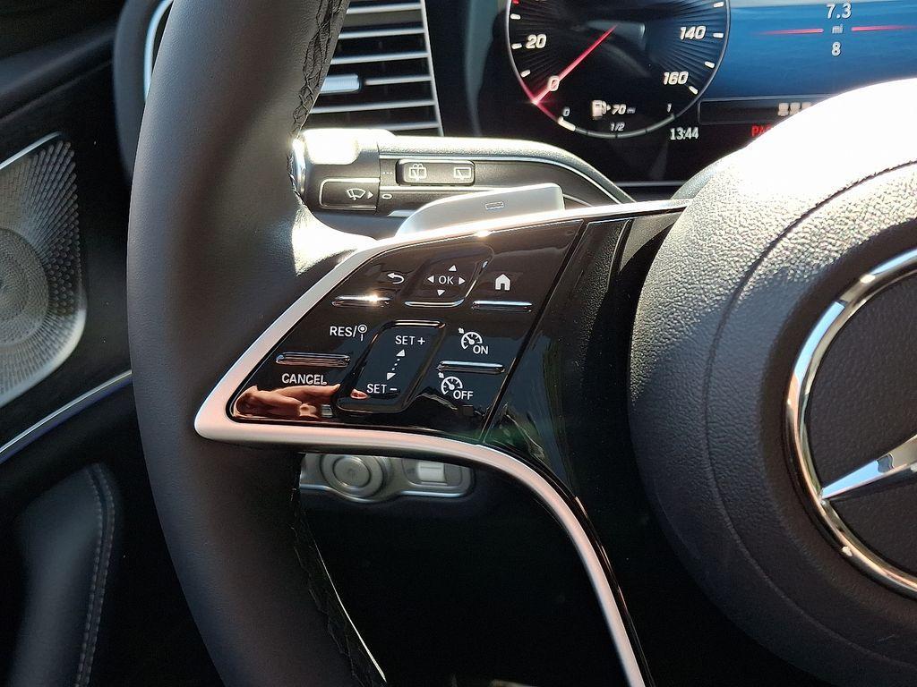 new 2026 Mercedes-Benz GLE 450 car, priced at $78,245