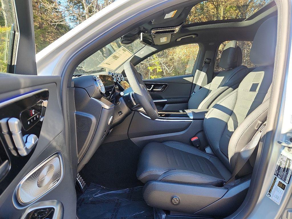 new 2026 Mercedes-Benz GLC 300 car, priced at $66,245
