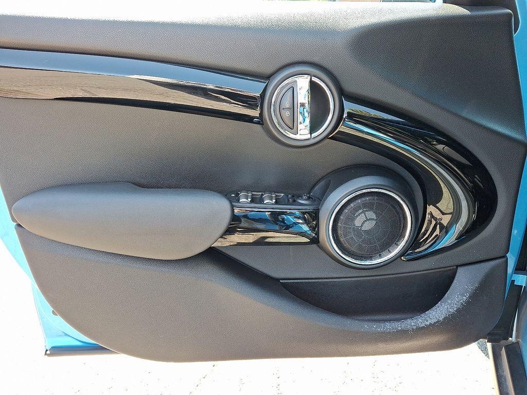 used 2015 MINI Hardtop car, priced at $9,147