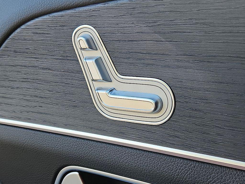 used 2026 Mercedes-Benz GLS 450 car, priced at $86,391