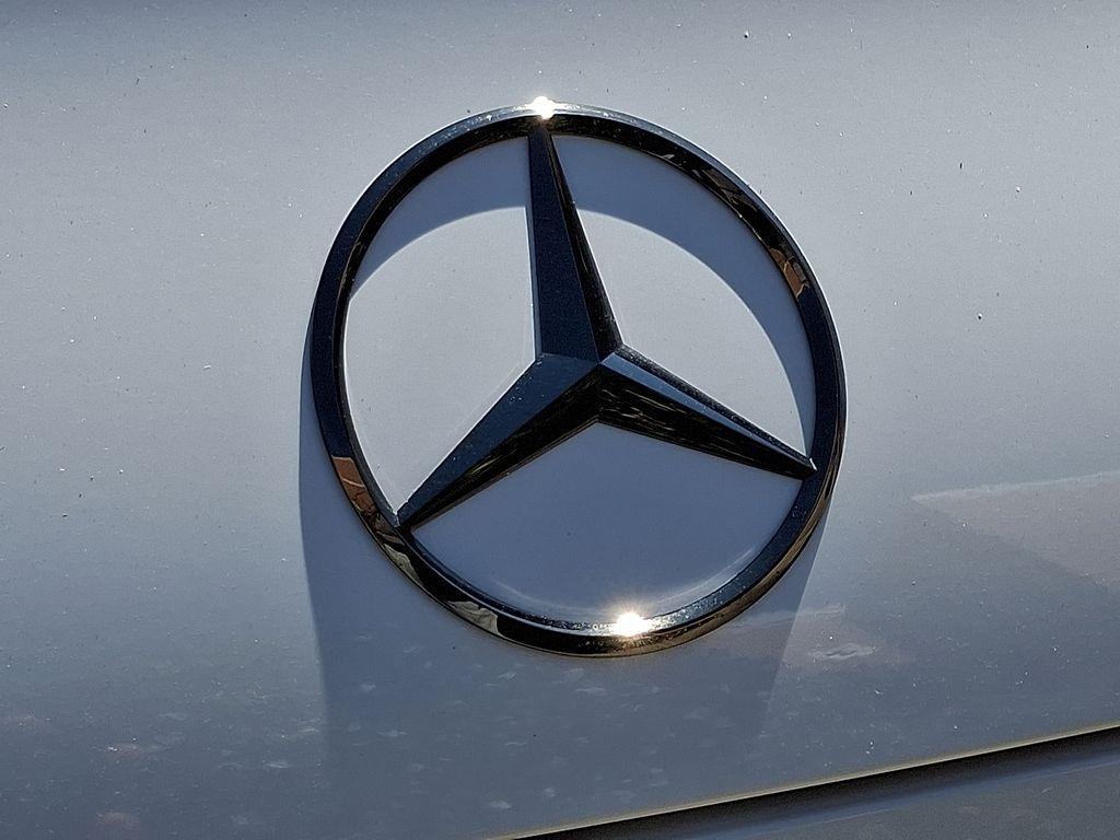 new 2026 Mercedes-Benz AMG SL 43 car, priced at $129,880