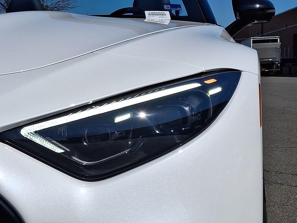 new 2026 Mercedes-Benz AMG SL 43 car, priced at $129,880