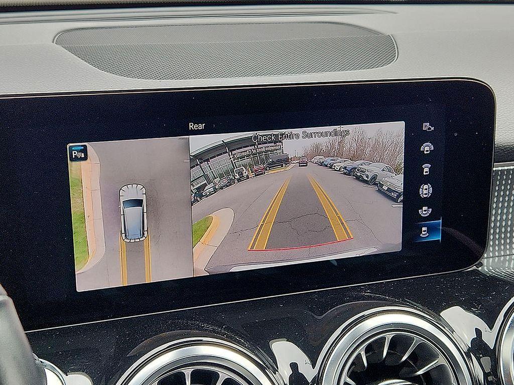 used 2022 Mercedes-Benz GLB 250 car, priced at $29,798
