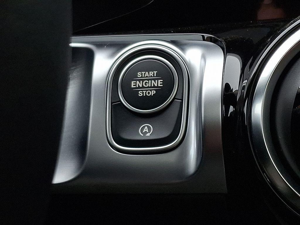 new 2026 Mercedes-Benz GLB 250 car, priced at $51,415