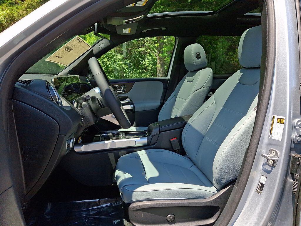 new 2026 Mercedes-Benz GLB 250 car, priced at $53,760