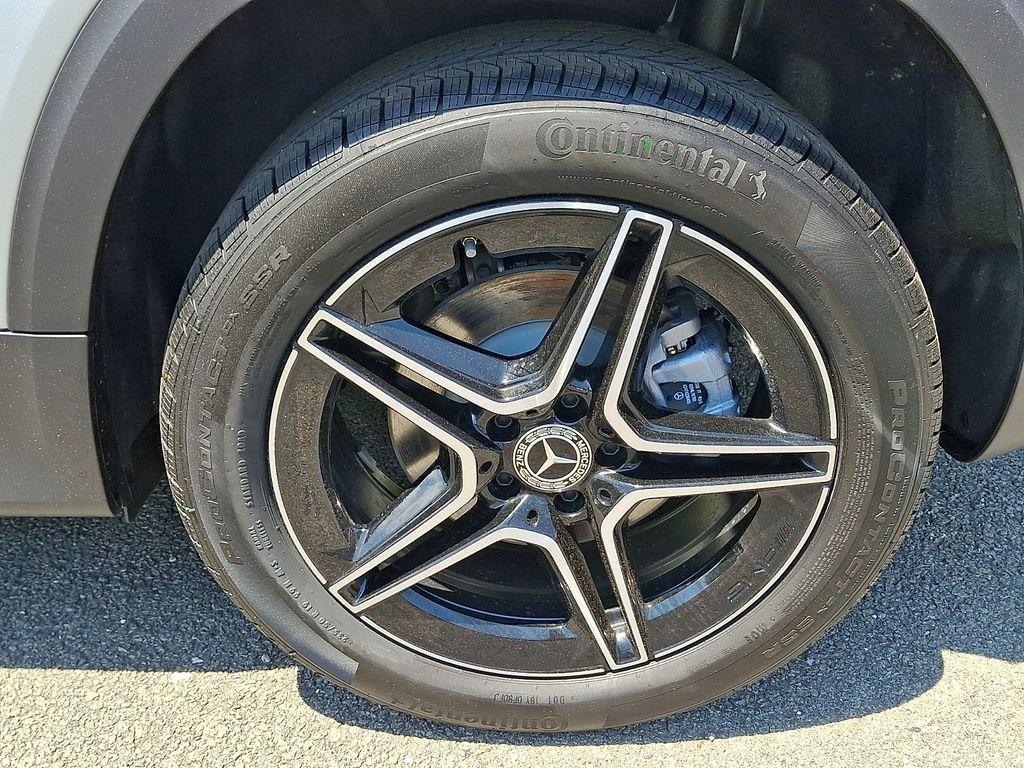 new 2026 Mercedes-Benz GLB 250 car, priced at $53,760