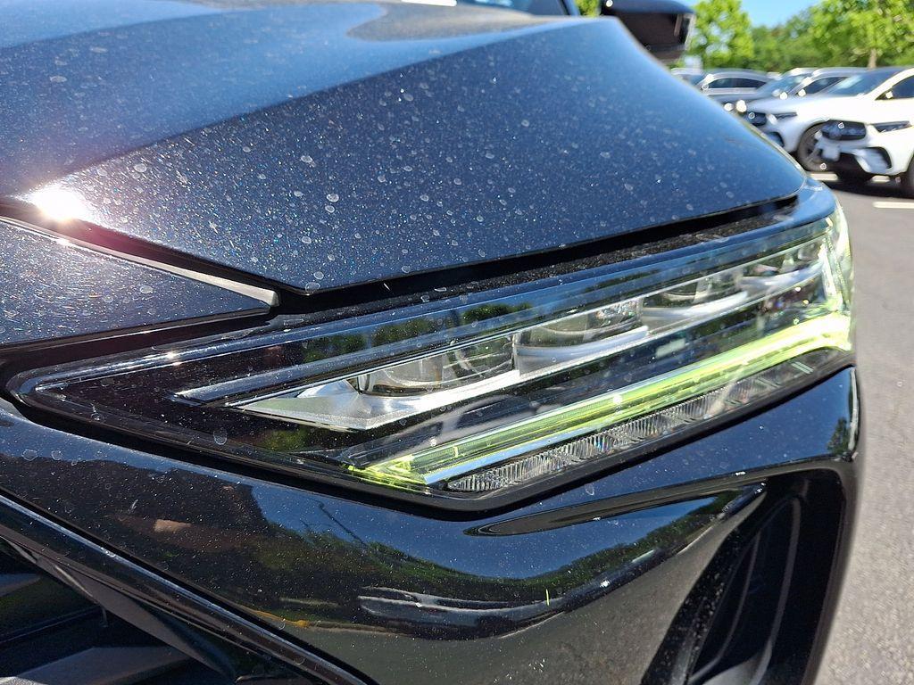used 2022 Acura MDX car, priced at $37,708