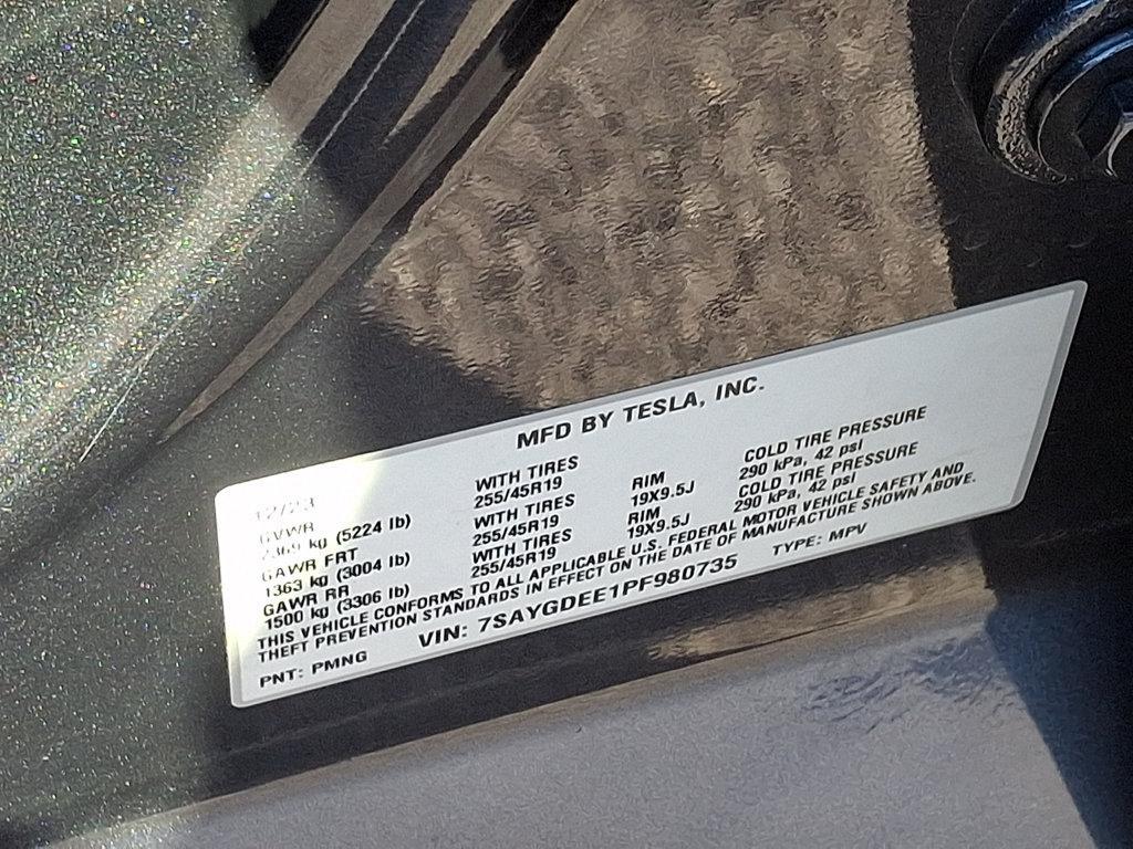 Tesla Model Y view 26