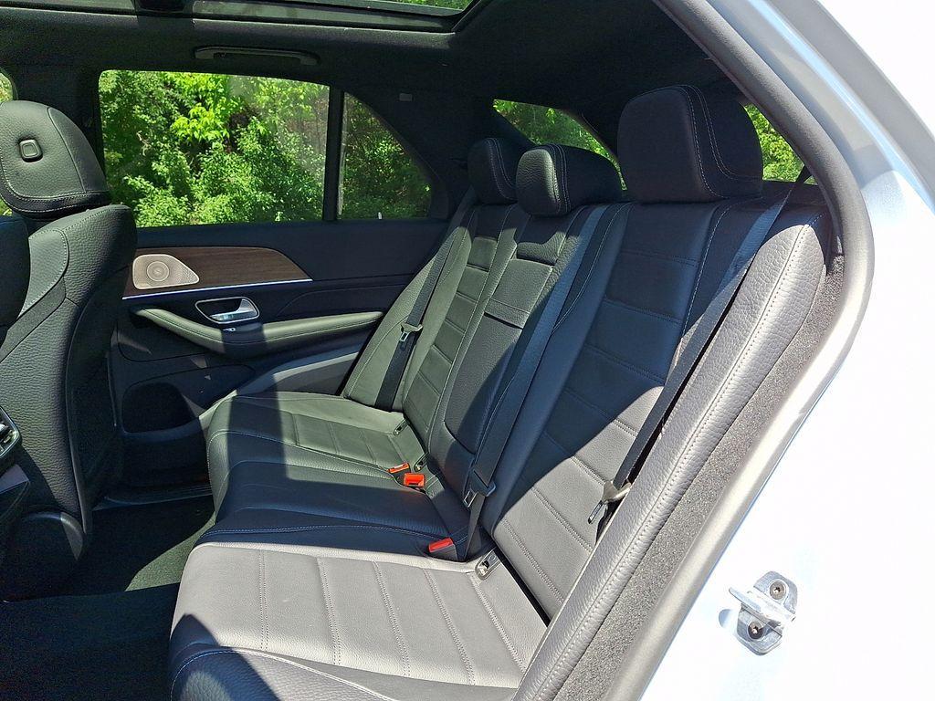 new 2026 Mercedes-Benz GLE 580 car, priced at $95,495