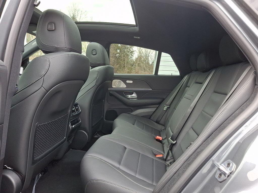 new 2026 Mercedes-Benz GLE 450 car, priced at $87,270