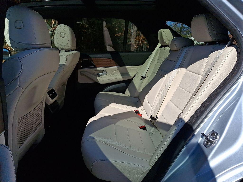 used 2024 Mercedes-Benz GLE 350 car, priced at $59,509