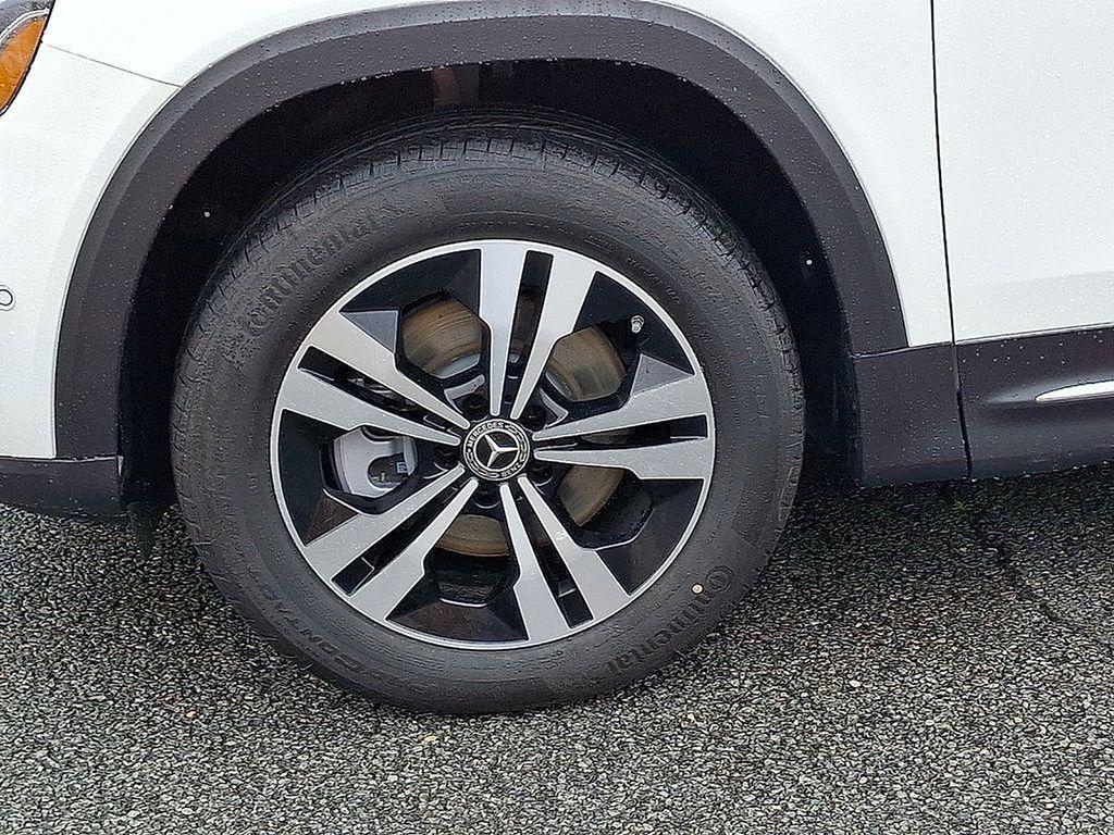 used 2025 Mercedes-Benz GLB 250 car, priced at $44,284