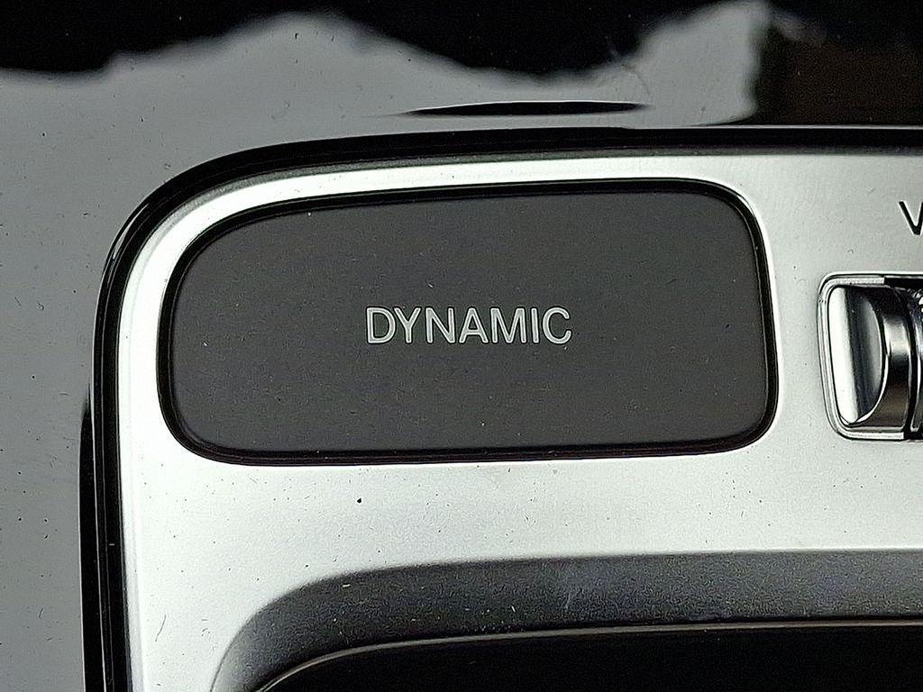 used 2025 Mercedes-Benz GLB 250 car, priced at $44,284