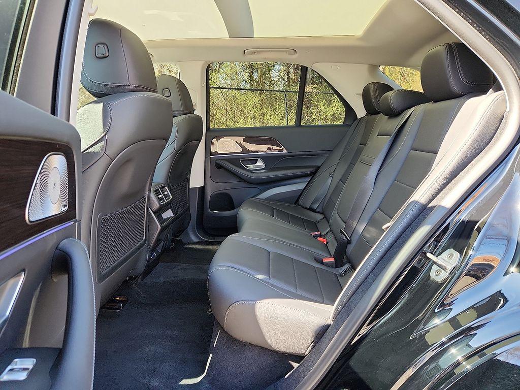 used 2026 Mercedes-Benz GLE 450 car, priced at $70,170