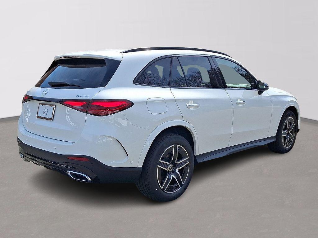 new 2026 Mercedes-Benz GLC 300 car, priced at $60,685