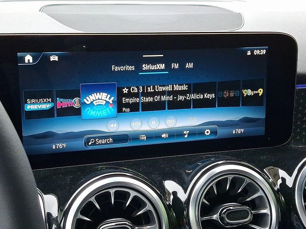 used 2025 Mercedes-Benz GLB 250 car, priced at $44,300