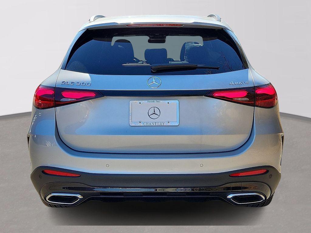 new 2026 Mercedes-Benz GLC 300 car, priced at $59,085