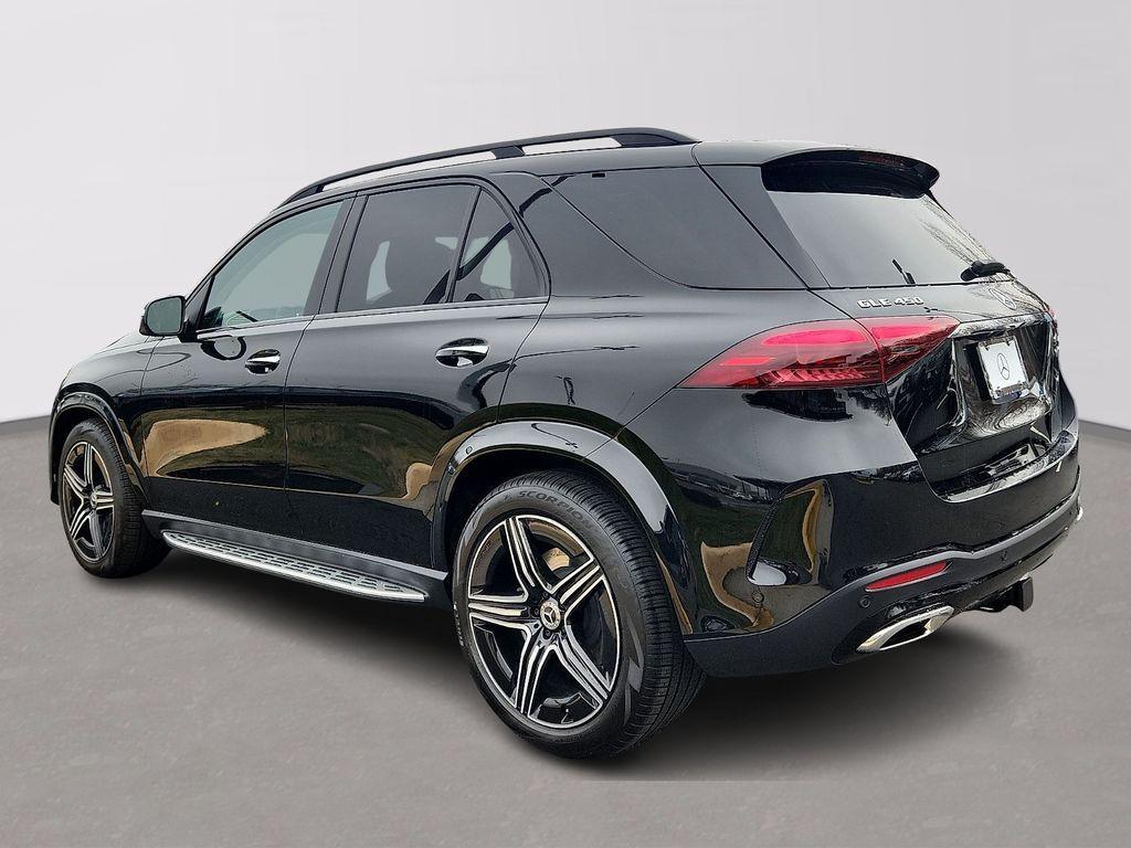 new 2026 Mercedes-Benz GLE 450 car, priced at $81,695