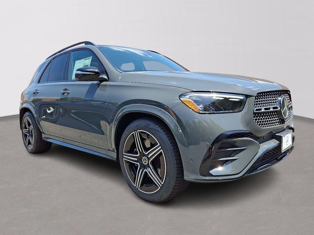 new 2026 Mercedes-Benz GLE 450 car, priced at $81,245