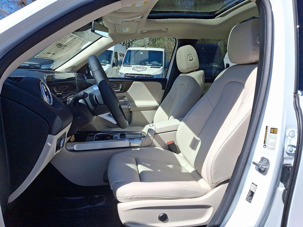 new 2026 Mercedes-Benz GLB 250 car, priced at $52,345