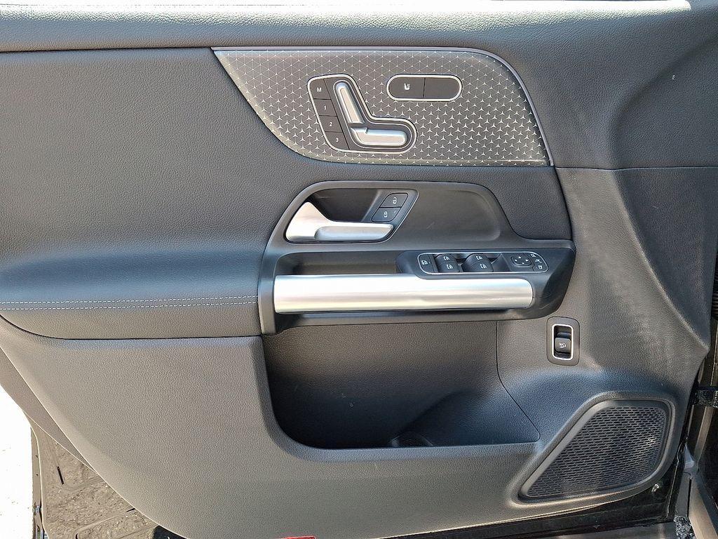 used 2025 Mercedes-Benz GLA 250 car, priced at $36,859