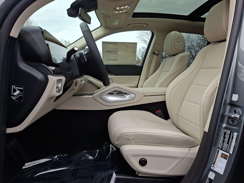 new 2026 Mercedes-Benz GLE 450 car, priced at $79,650