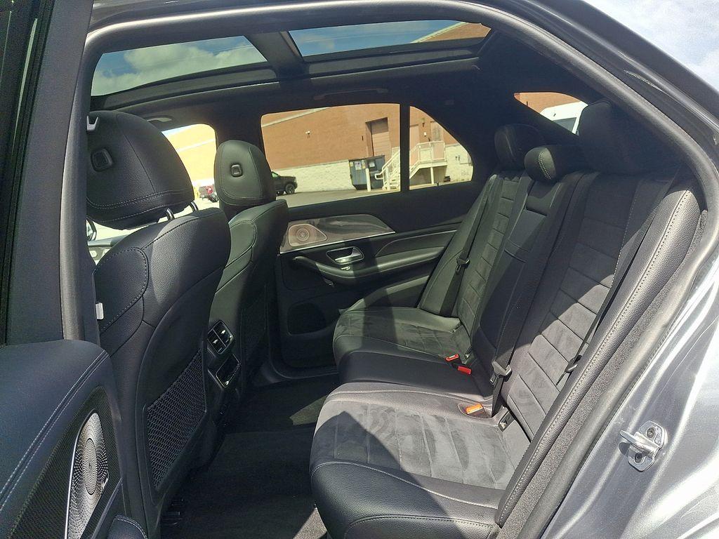 used 2022 Mercedes-Benz GLE 450 car, priced at $45,633