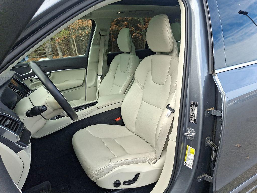 used 2020 Volvo XC90 car, priced at $24,865